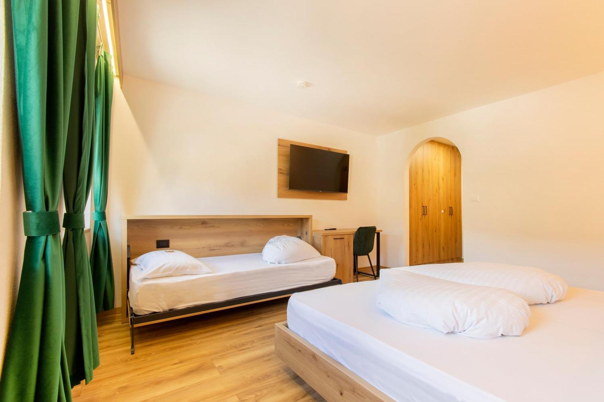Gasthof Goldenes Lamm Vahrn Экстерьер фото